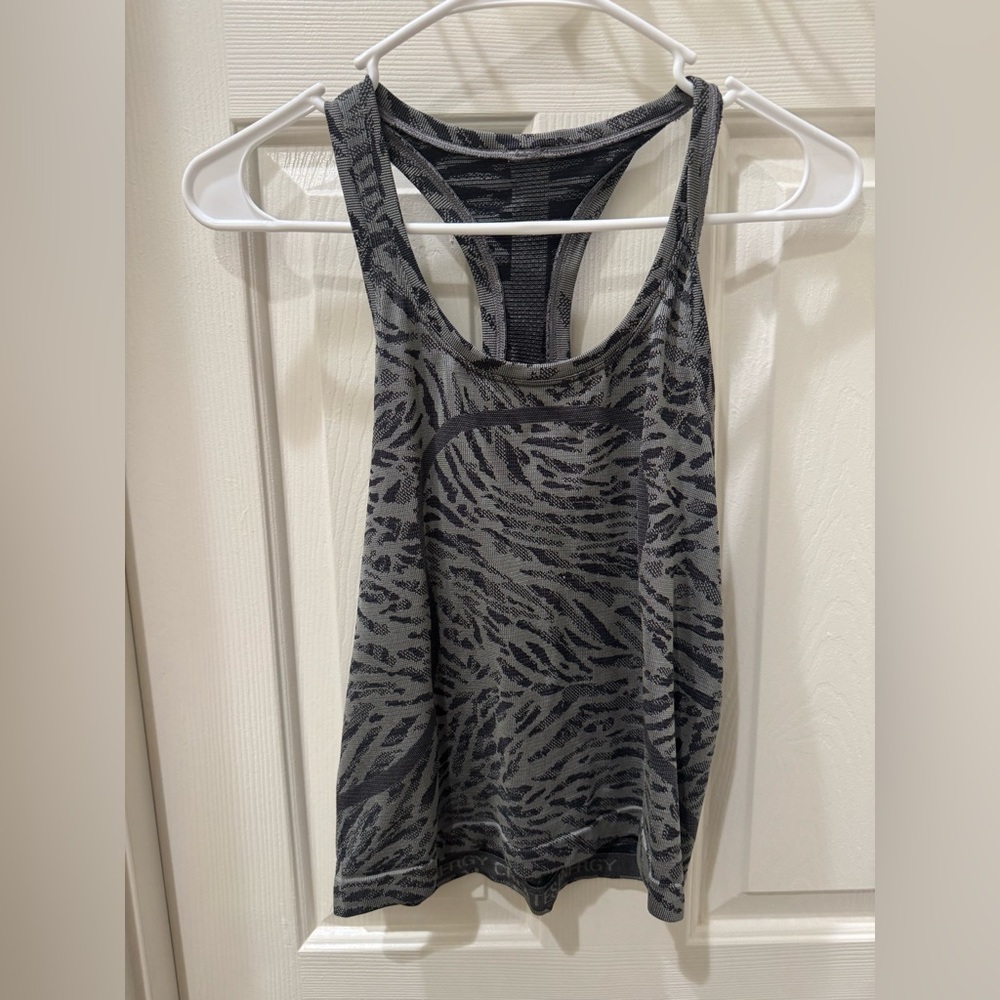 Lululemon Swiftly Tank Race Length Size 6